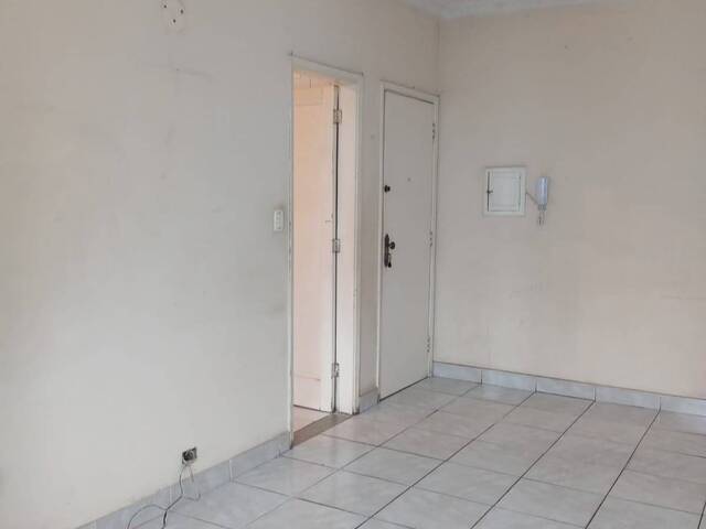 Apartamento para Venda em São Vicente - 2