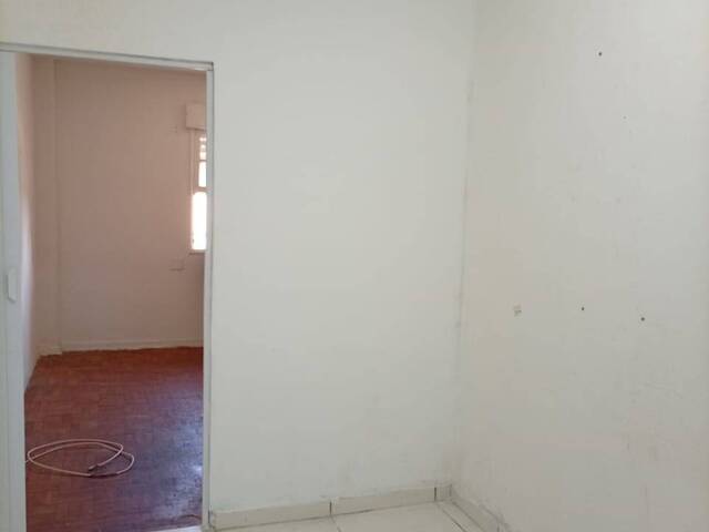 #29 - Apartamento para Venda em São Vicente - SP