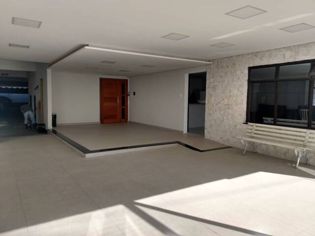 #44 - Apartamento para Venda em São Vicente - SP