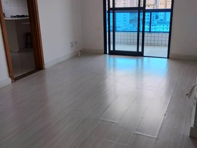 #46 - Apartamento para Venda em Praia Grande - SP